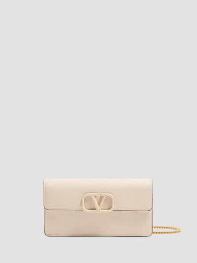Valentino Garavani Women's Vlogo Signature Grainy Calfskin Wallet With Chain In Sand