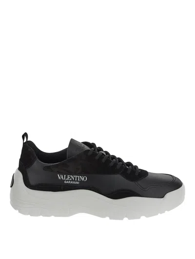 Valentino Garavani Leather Trainers In Black