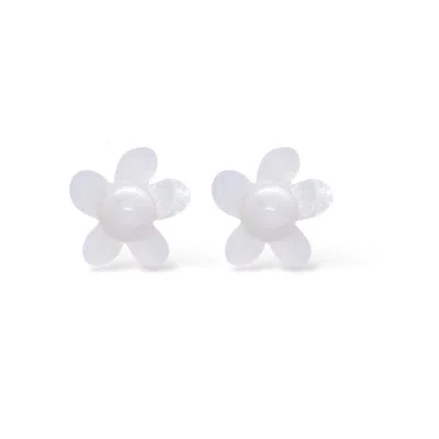 Valerie Chic Women's White / Gold Pearl Maldives Flower Mother Of Pearl Earrings In Multi