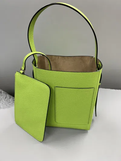 Valextra Logo Shoulder Bag In Green