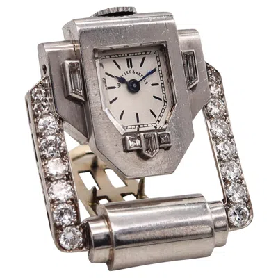 Pre-owned Van Cleef & Arpels 1925 Paris Lapel Clip Watch Platinum With 2.17 Ctw Diamonds In Multi