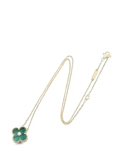 Pre-owned Van Cleef & Arpels 2010s Alhambra Malachite Necklace In Gold