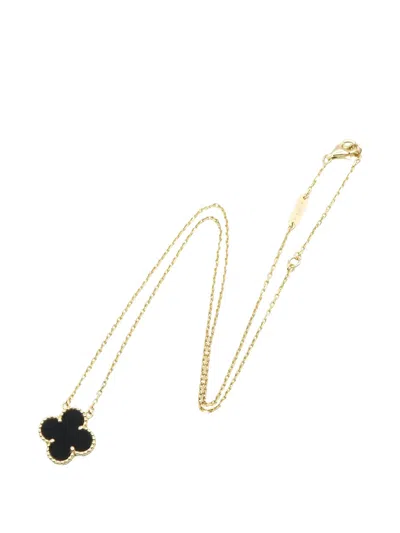 Pre-owned Van Cleef & Arpels 2010s Flower-pendant Onyx Necklace In Gold