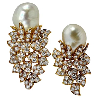 Pre-owned Van Cleef & Arpels A Stunning Set Of  Yellow Gold Diamond &baroque Pearl Brooches