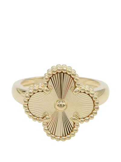 Pre-owned Van Cleef & Arpels Alhambra Guilloché Ring In Gold