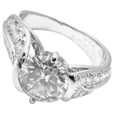 Pre-owned Van Cleef & Arpels Authentic  Platinum 1.88 Carat Vvs1 E Diamond Ring Gia In Multi