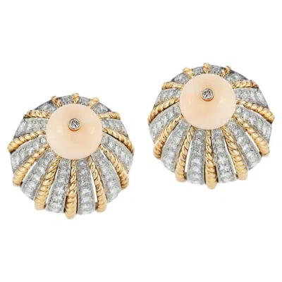 Pre-owned Van Cleef & Arpels Coral And Diamond Earrings In Red