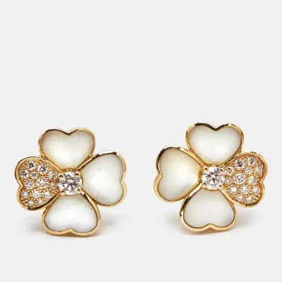 Pre-owned Van Cleef & Arpels Cosmos Diamond Mother Of Pearl 18k Yellow Gold Earring