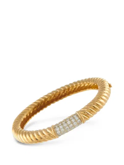 Pre-owned Van Cleef & Arpels Diamond Textured Bracelet In Gold