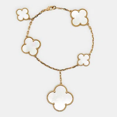 Pre-owned Van Cleef & Arpels Magic Alhambra Mother Of Pearl 18k Yellow Gold Bracelet
