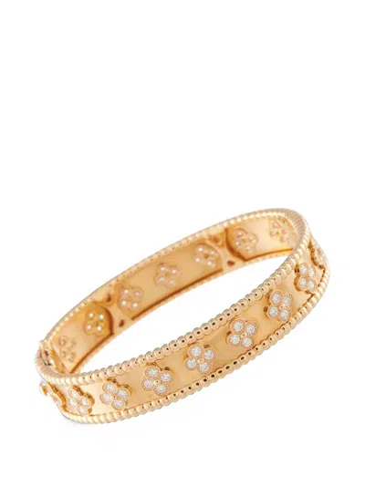 Pre-owned Van Cleef & Arpels Perlee Diamond Bracelet In Gold