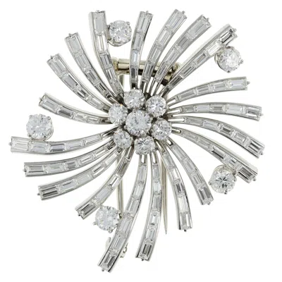 Pre-owned Van Cleef & Arpels Retro  Diamond Platinum Flower Brooch In Multi