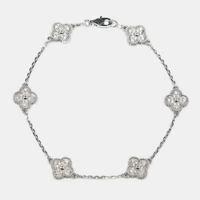 Pre-owned Van Cleef & Arpels Sweet Alhambra Diamonds 18k White Gold 6 Motif Station Bracelet