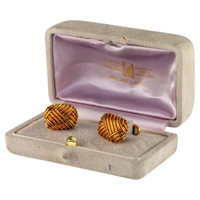 Pre-owned Van Cleef & Arpels Vintage 18k Yellow Gold Ribbed Textured Cufflinks W/ Box