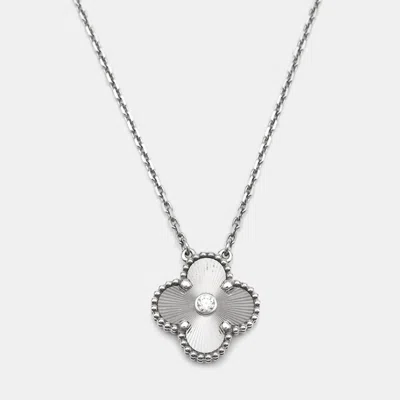 Pre-owned Van Cleef & Arpels Vintage Alhambra Gulloiche Diamond 18k White Gold Limited Edition Necklace