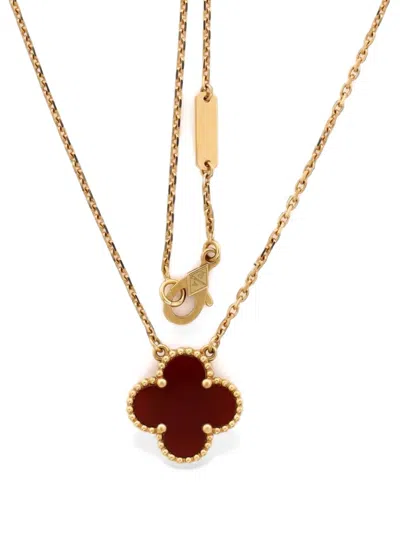 Pre-owned Van Cleef & Arpels Vintage Alhambra Pendant 18k Yellow Gold And Carnelian Necklace