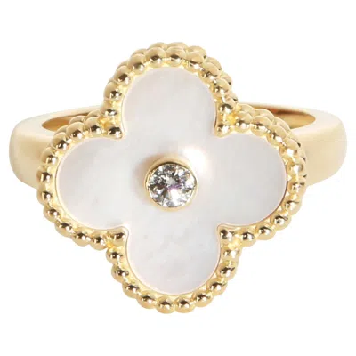 Pre-owned Van Cleef & Arpels Yellow Gold Mother Of Pearl And Diamond Vintage Alhambra Ring