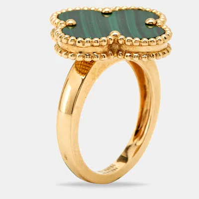 Pre-owned Van Cleef & Arpels Magic Alhambra Malachite 18k Yellow Gold Ring Size 55