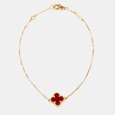 Van Cleef & Arpels Sweet Alhambra Carnelian 18k Rose Bracelet In Gold