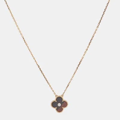 Pre-owned Van Cleef & Arpels Vintage Alhambra Limited Edition 2017 Bulls Eye Brown Stone And Diamond 18k Rose Gold Holiday Pendan