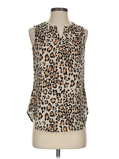 Pre-owned Van Heusen Sleeveless Blouse In Brown