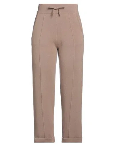 Van Kukil Woman Pants Light Brown Size L Cashmere In Beige