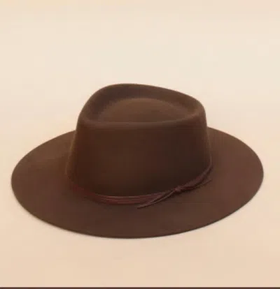 Van Palma India Hat In Chocolate In Gold