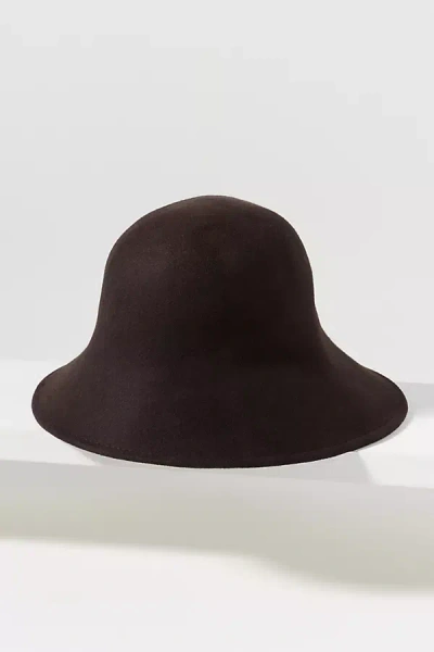 Van Palma Slope Bucket Hat In Brown