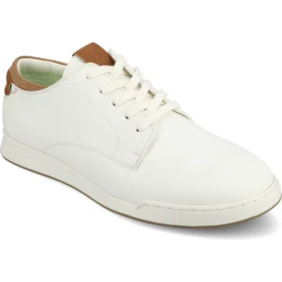 Vance Co. Vance Co Aydon Casual Sneaker In White