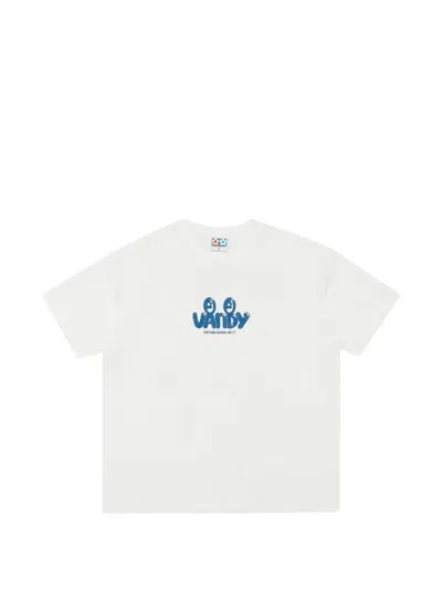 Vandythepink Magazine T-shirt In White