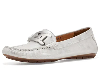 Vaneli Aiker In Multi