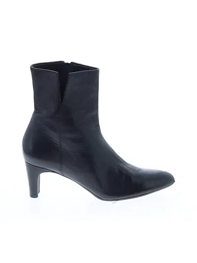 Pre-owned Vaneli Ankle Boots In Black