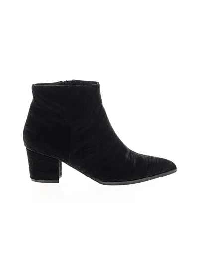 Pre-owned Vaneli Ankle Boots In Black