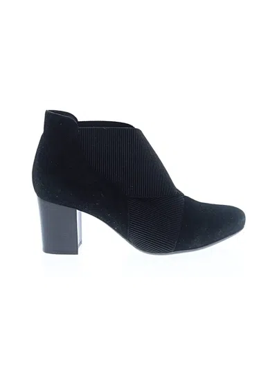 Pre-owned Vaneli Ankle Boots In Black