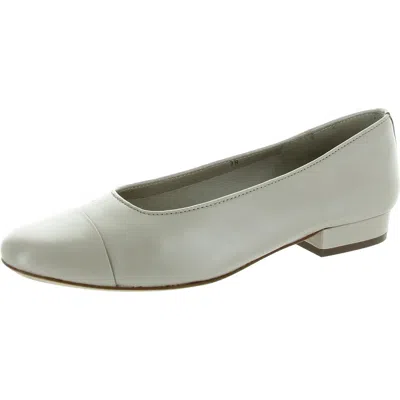 Vaneli Austine Womens Padded Insole Bow Pumps In White
