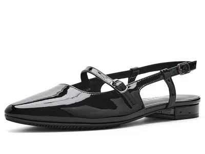 Vaneli Gauri In Black