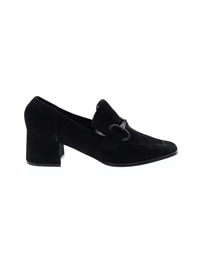 Pre-owned Vaneli Heels In Black