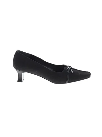Pre-owned Vaneli Heels In Black