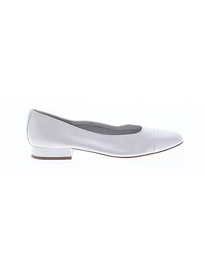 Pre-owned Vaneli Heels In White