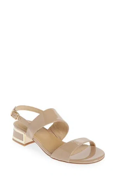 Vaneli Hilary Sandal In Light Taupe