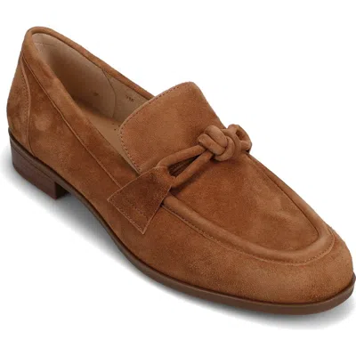 Vaneli Kaye Loafer In Brown