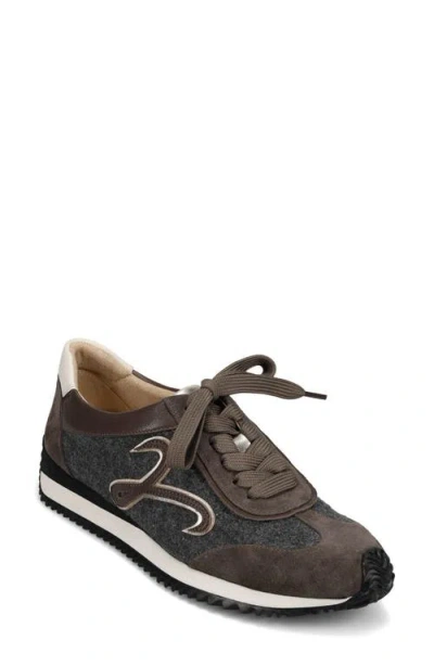Vaneli Qalan Sneaker In Gray