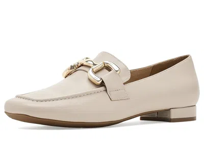 Vaneli Simply Women's Flat Shoes Soft Beige Nappa: 8 M (b) In Neutral