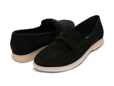 Vaneli Undine In Black