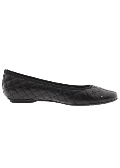 Vaneli Women's Serene Ballet Flat In Black