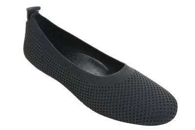 Vaneli Women's Suvi Stretch Knit Flat In Black