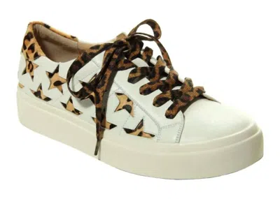 Vaneli Women's Yolen Nappa With Camel Chag In White