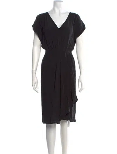 Pre-owned Vanessa Bruno V-neck Knee-length Dress In Black