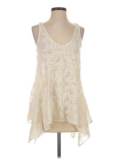 Vanessa Virginia Sleeveless Blouse In Ivory