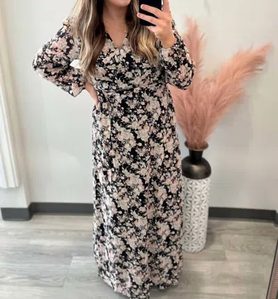 Vanilla Bay Chiffon Floral Maxi Dress In Black
